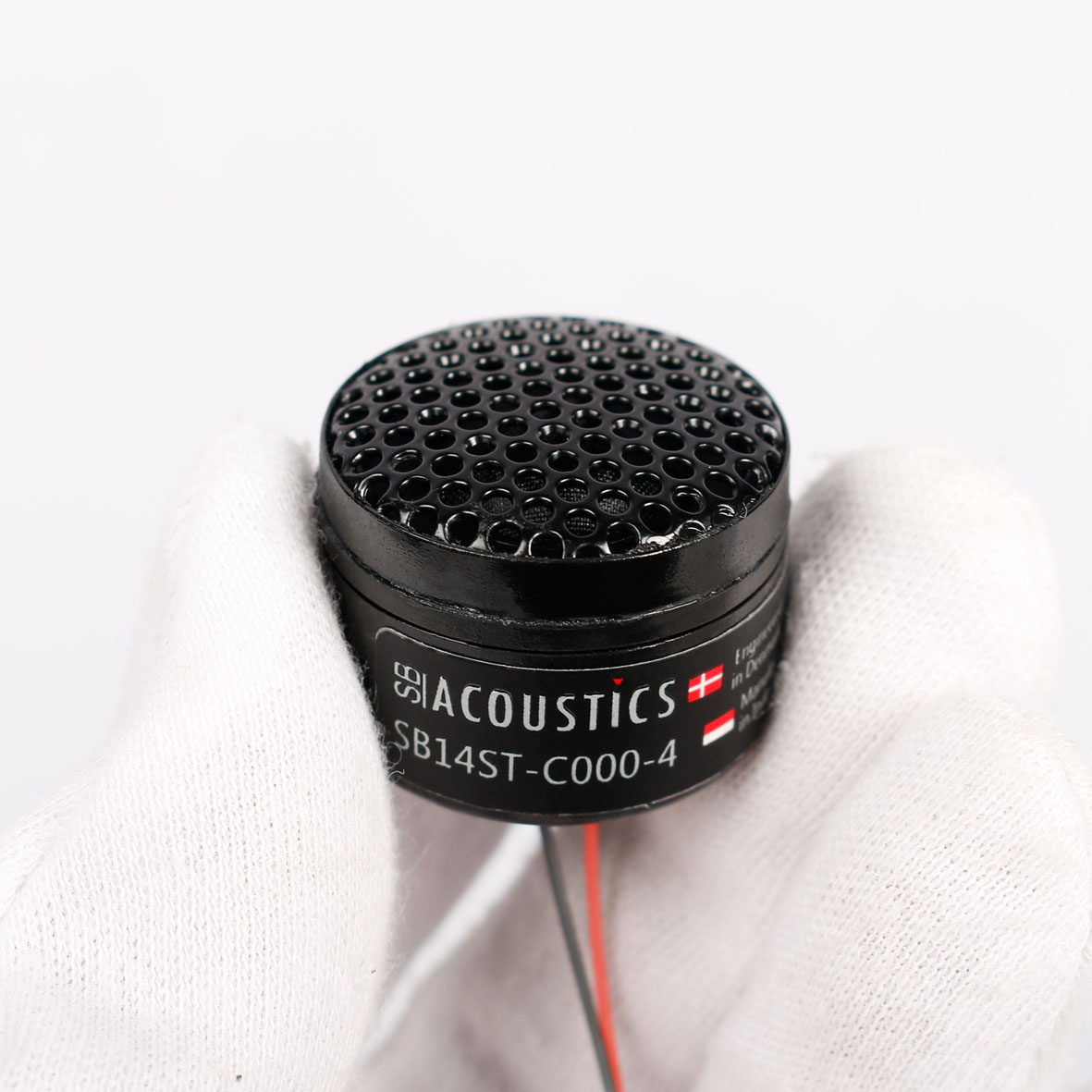SB Acoustics SB14ST-C000-4 výškáč látka kompaktní