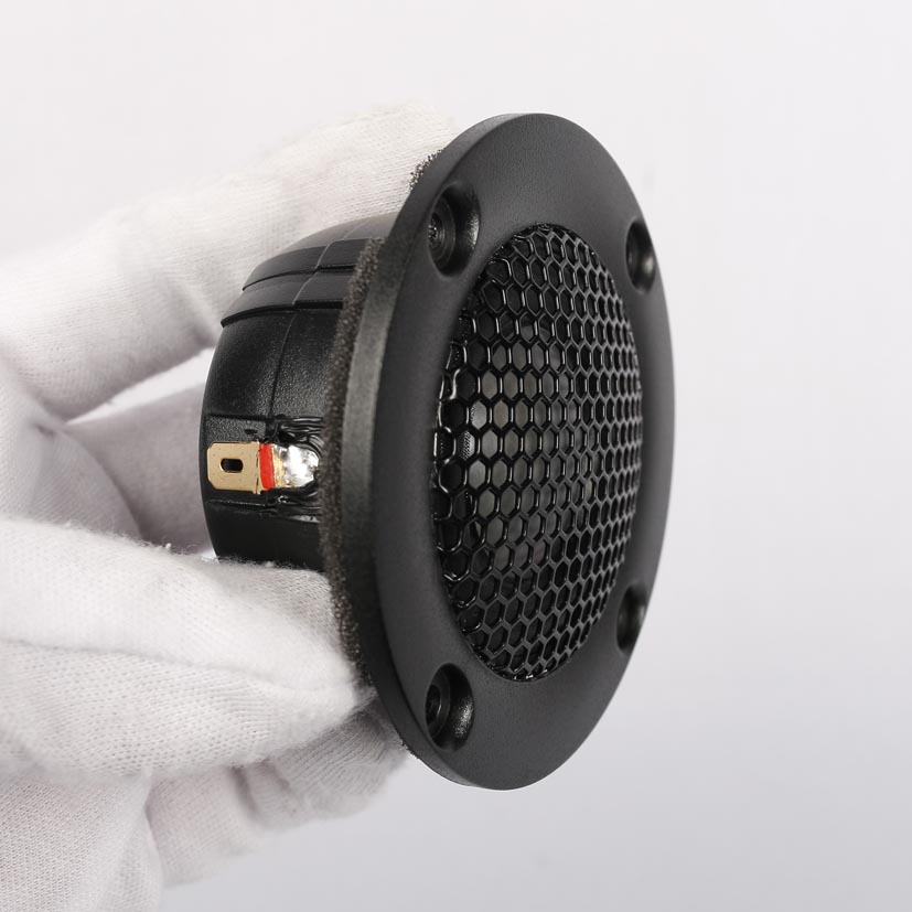 SB Acoustics SB29BNC-C000-4 výškový reproduktor beryllium
