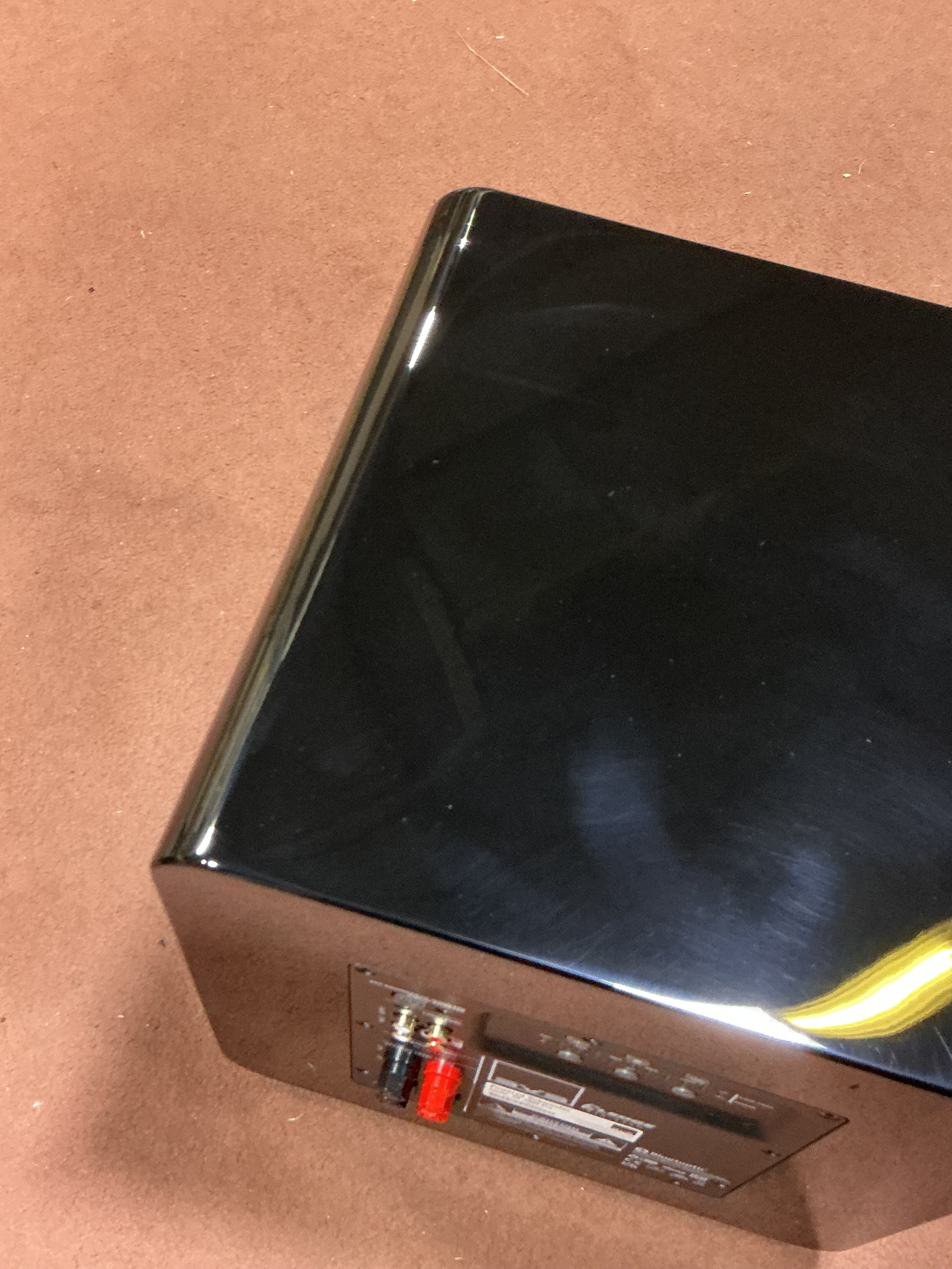 SVS SB-1000 Pro subwoofer piano gloss