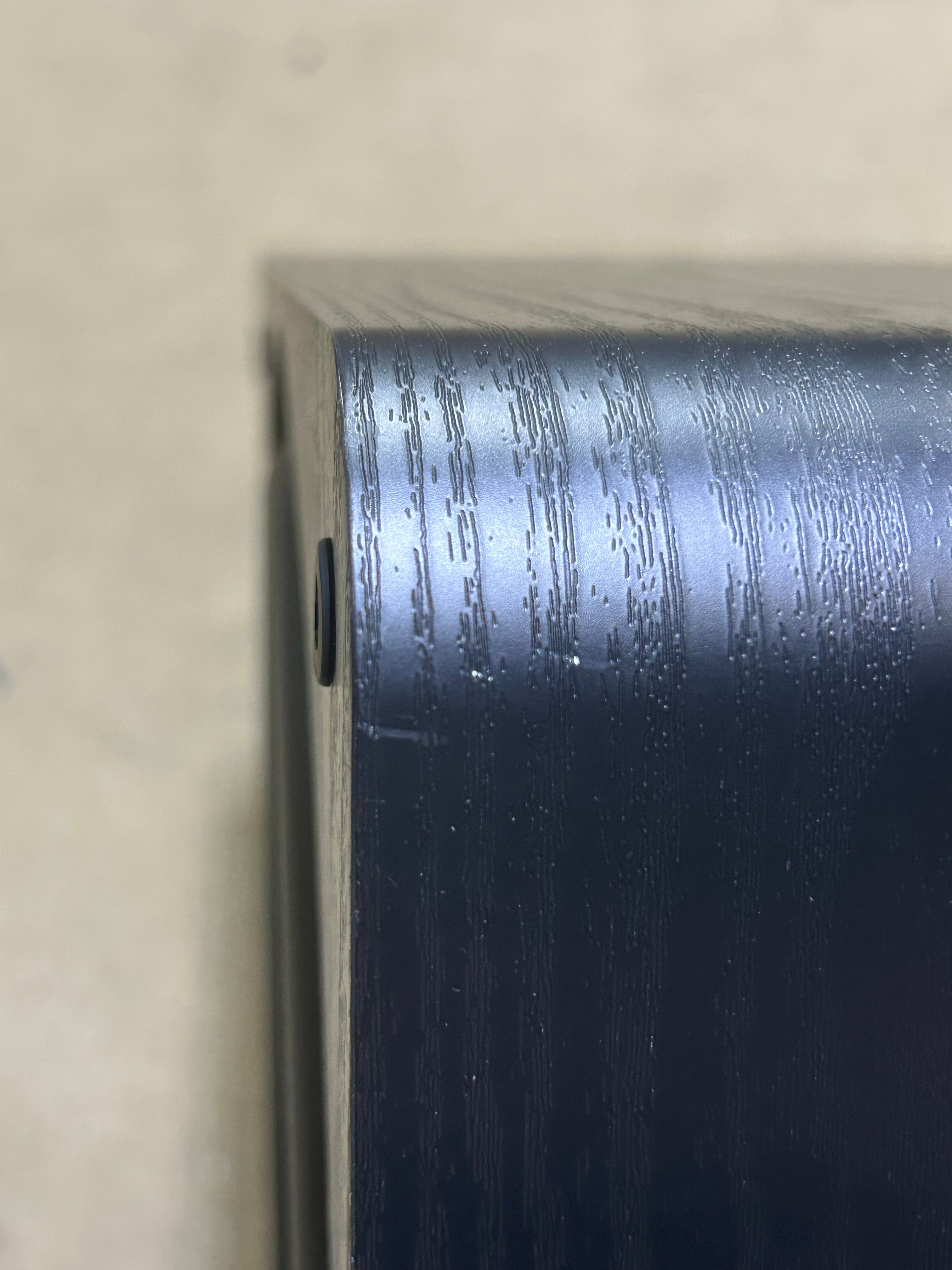 SVS SB-1000 Pro uzavřený subwoofer černý jasan outlet