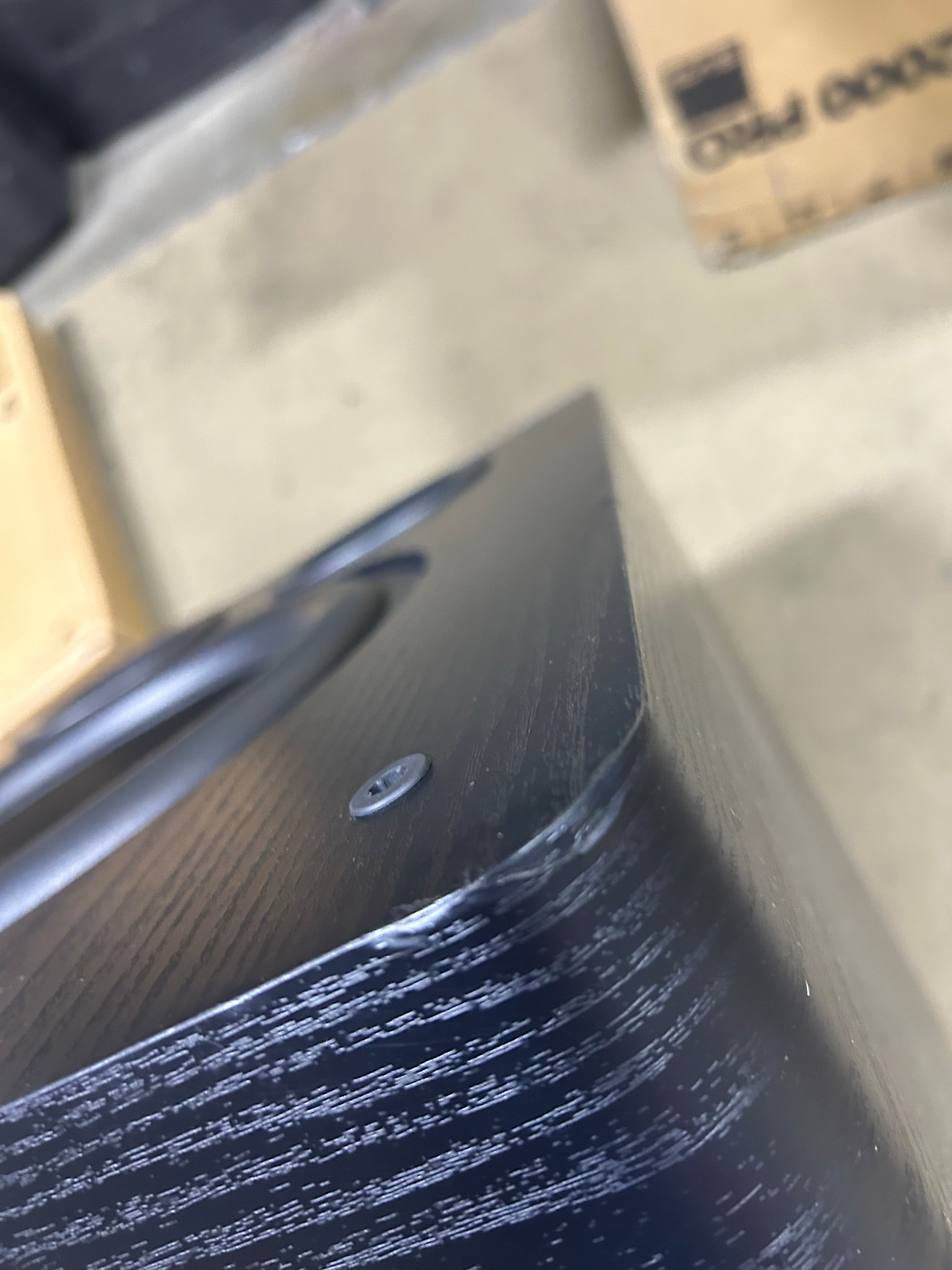 SVS 2000 PB-2000 subwoofer černý jasan s vadou laku