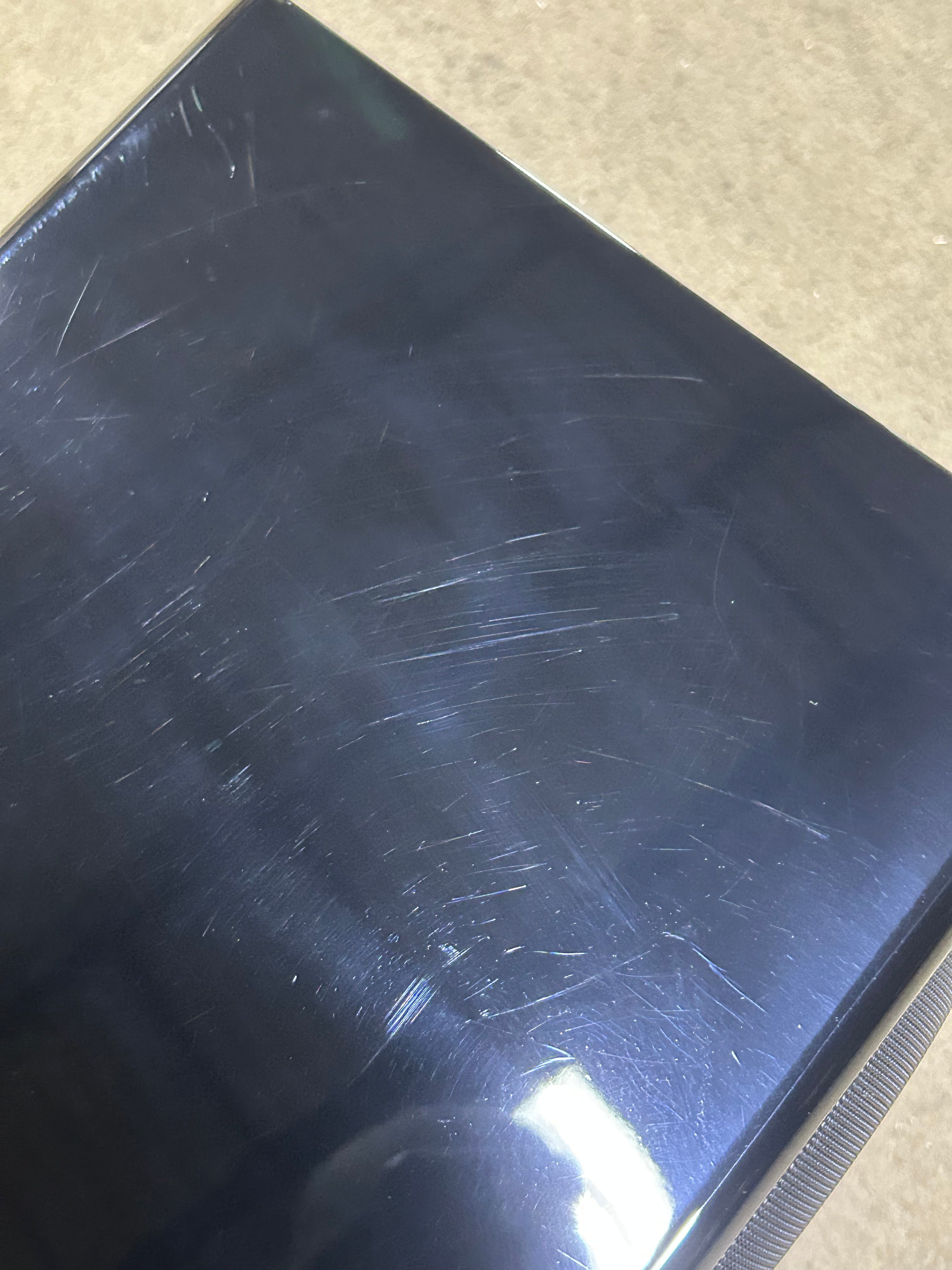SVS 3000 Micro subwoofer piano černá outlet kompaktní