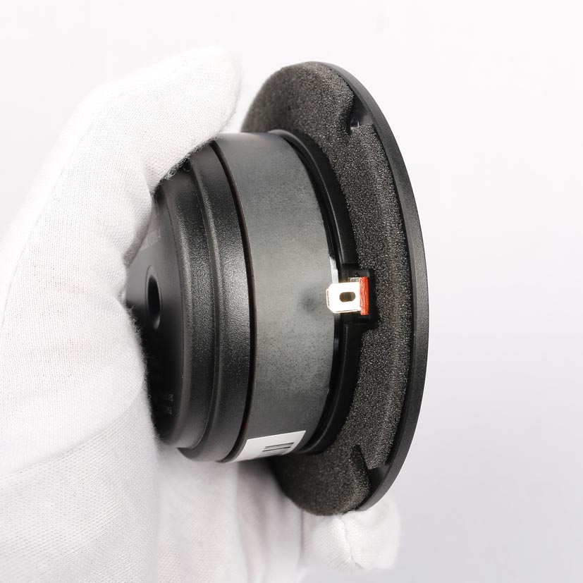 SB Acoustics SB26CDC-C000-4 výškový reproduktor 1" keramika