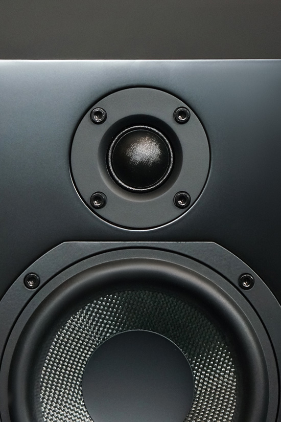 Scansonic HD L-9 sloupový reproduktor 3pásmový