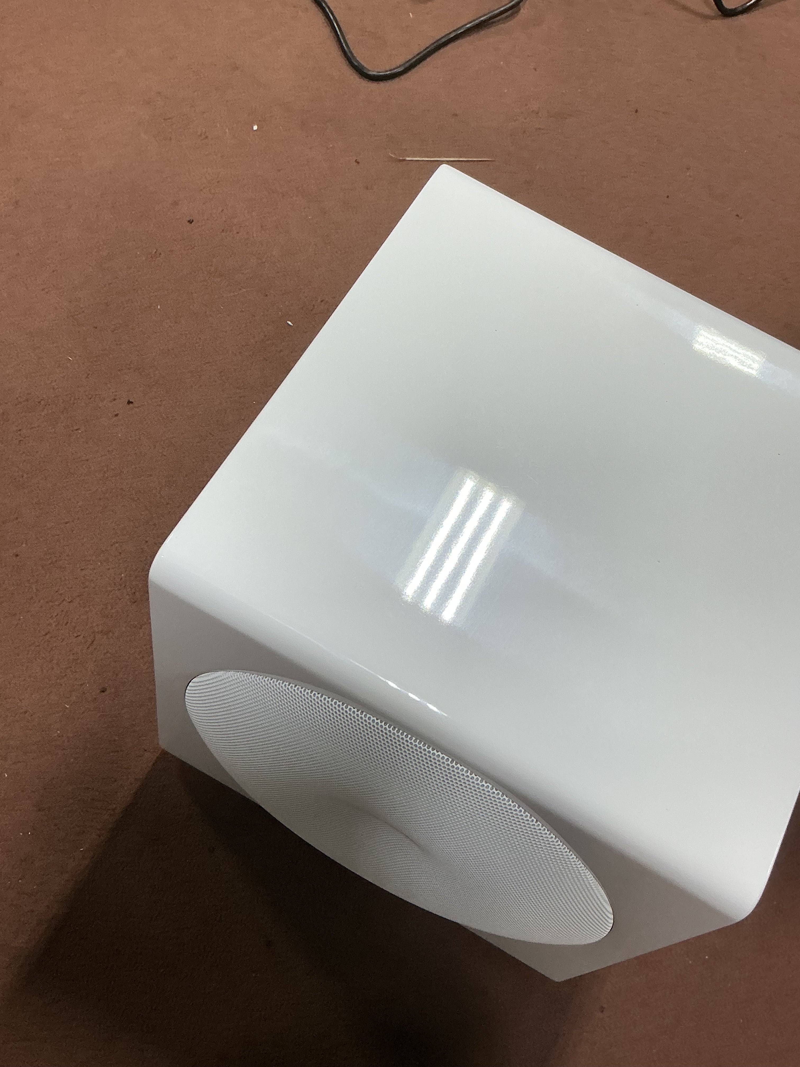 SVS 3000 Micro subwoofer bílý lesk outlet
