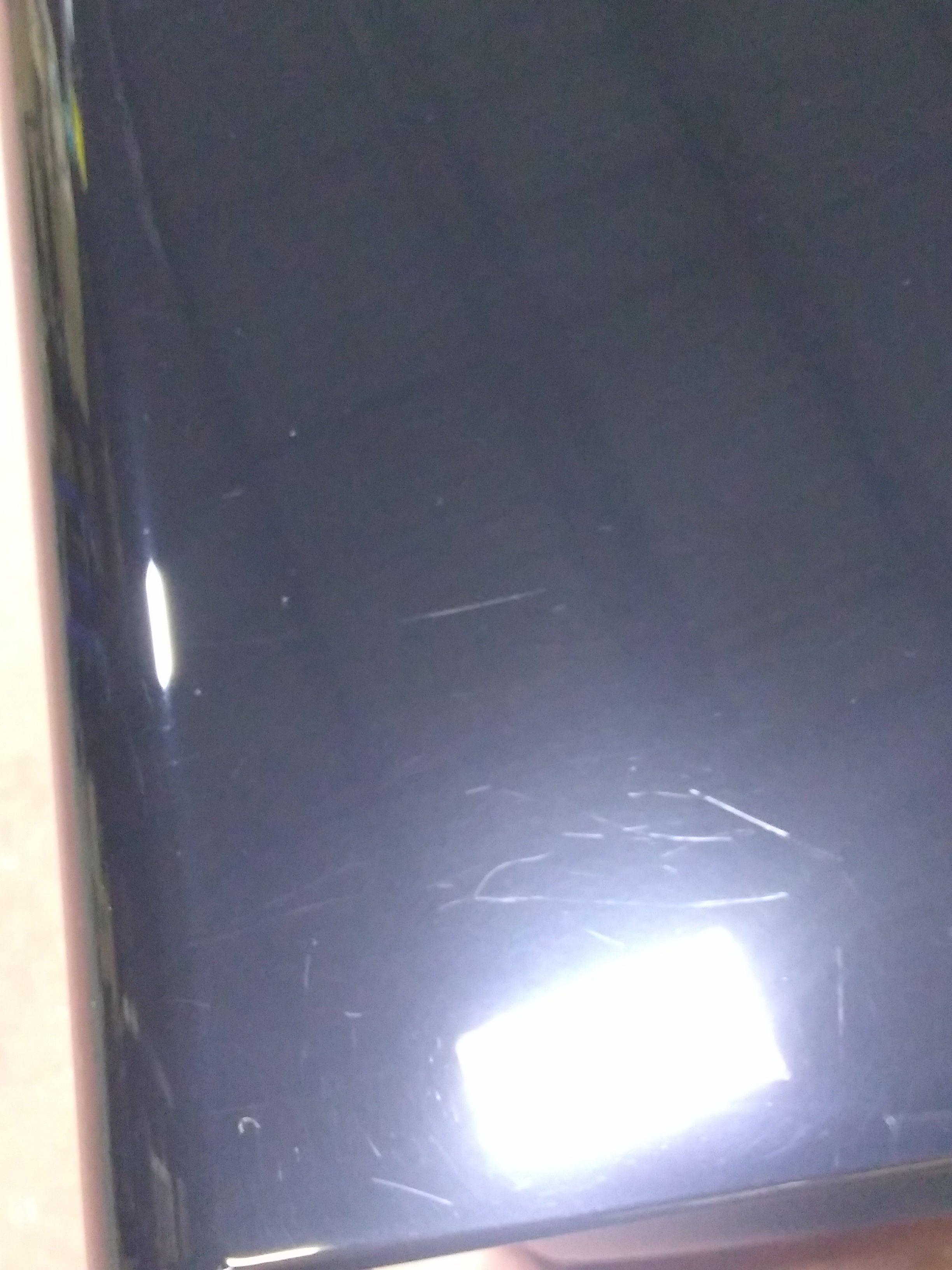 SVS SB-3000 uzavřený subwoofer Piano Black outlet