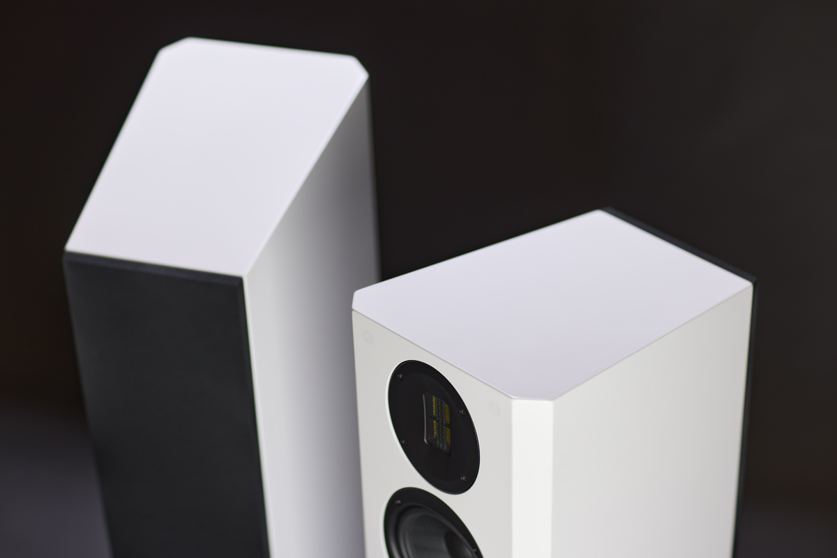 Scansonic HD M20.2 sloupový reproduktor 38 Hz–30 kHz