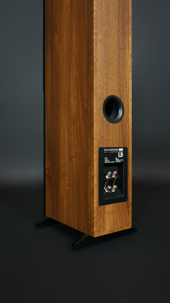 Scansonic HD L-9 sloupový reproduktor 3pásmový