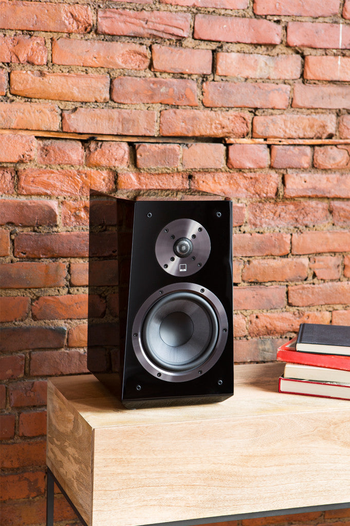 SVS Ultra Bookshelf regálové reprosoustavy black oak