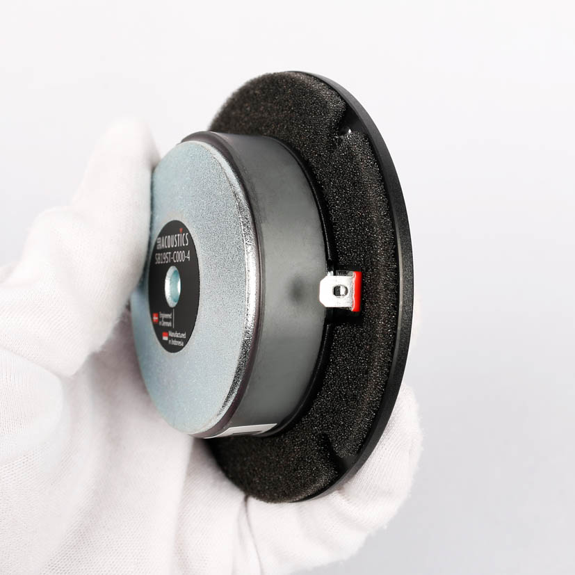 SB Acoustics SB19ST-C000-4 výškáč 19 mm textil 4 Ohm