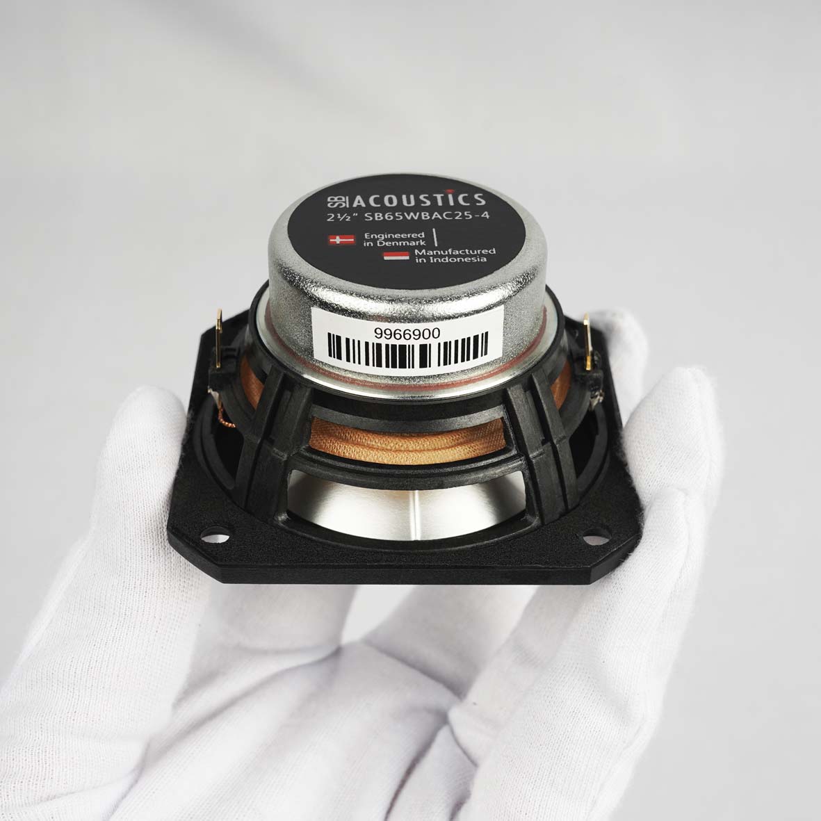 SB Acoustics SB65WBAC25-4 širokopásmový reproduktor 2,5″ 4 Ω