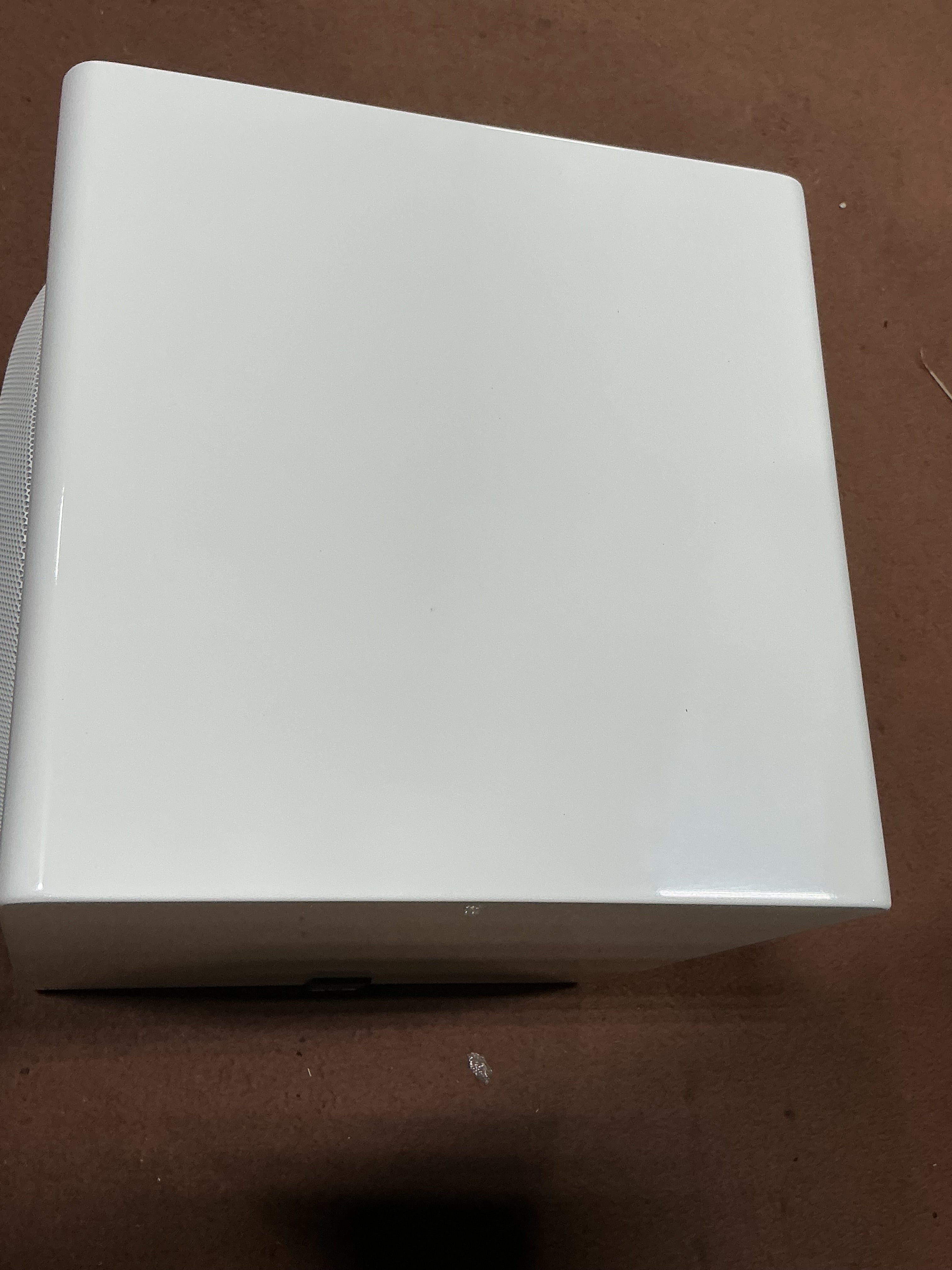 SVS 3000 Micro subwoofer bílý lesk outlet
