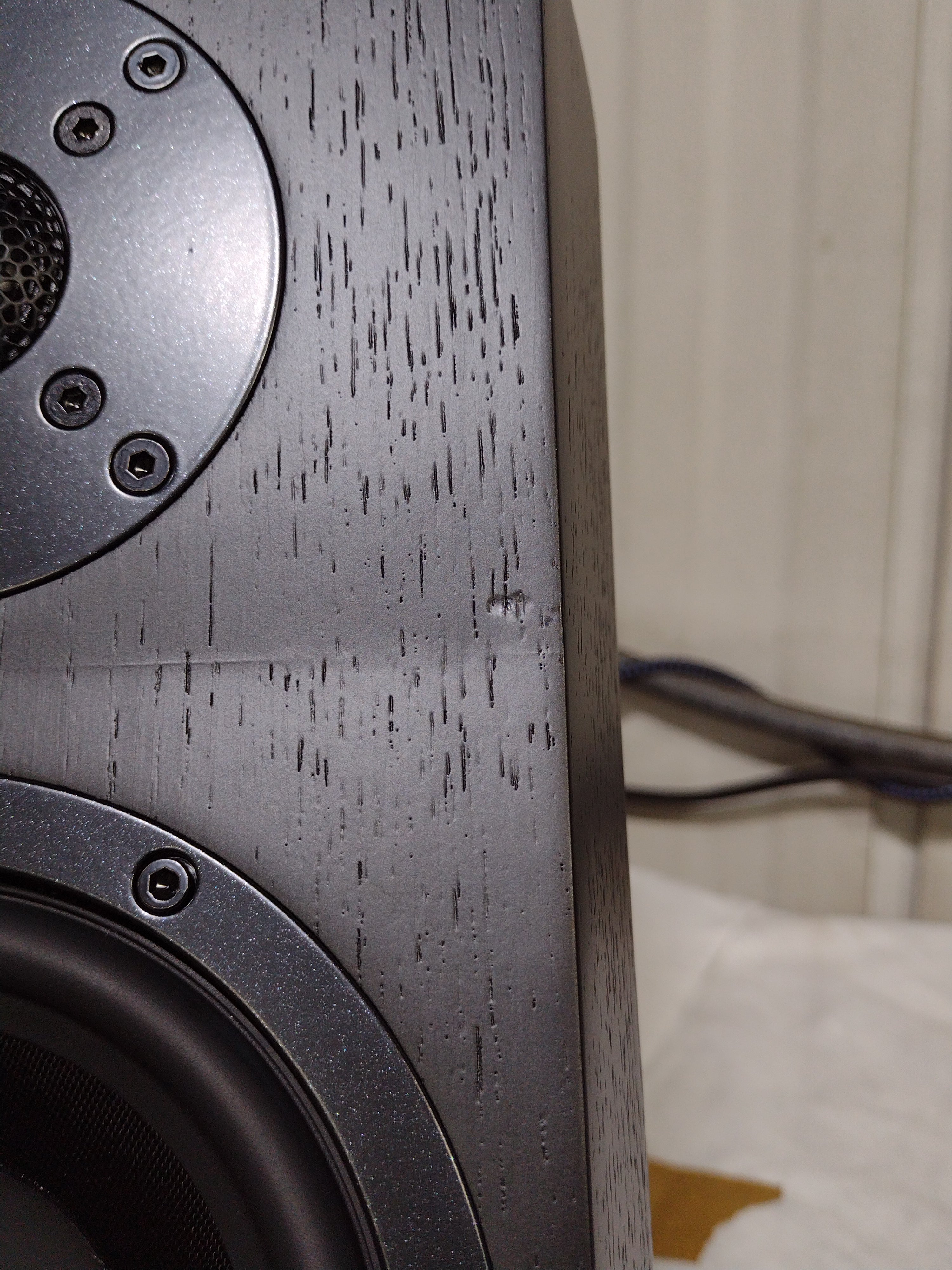 SVS Ultra Evolution Nano regálové repro Black Oak