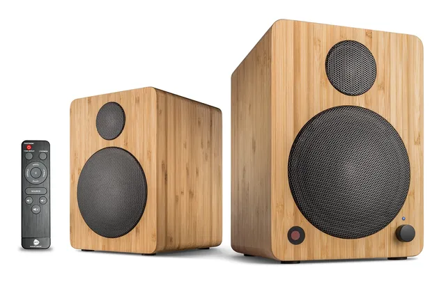 Wavemaster Cube Mini Bamboo regálové reproduktory rozbalené